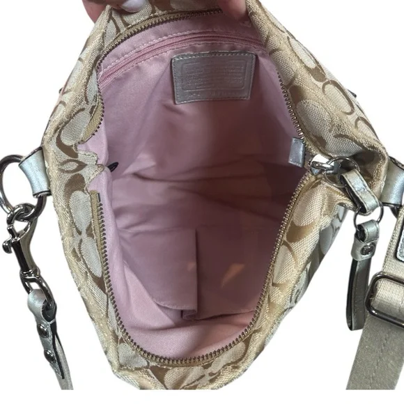 Coach Signature C Jacquard Tan Patchwork Stripe Shoulder Bag EUC - Picture 10 of 14